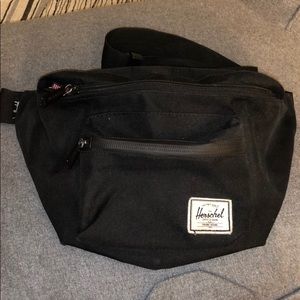herschel fanny pack